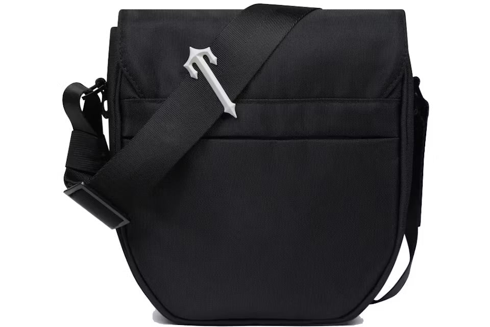 Trapstar Cobra T Bag - "Black/Silver" - CHEARTZ